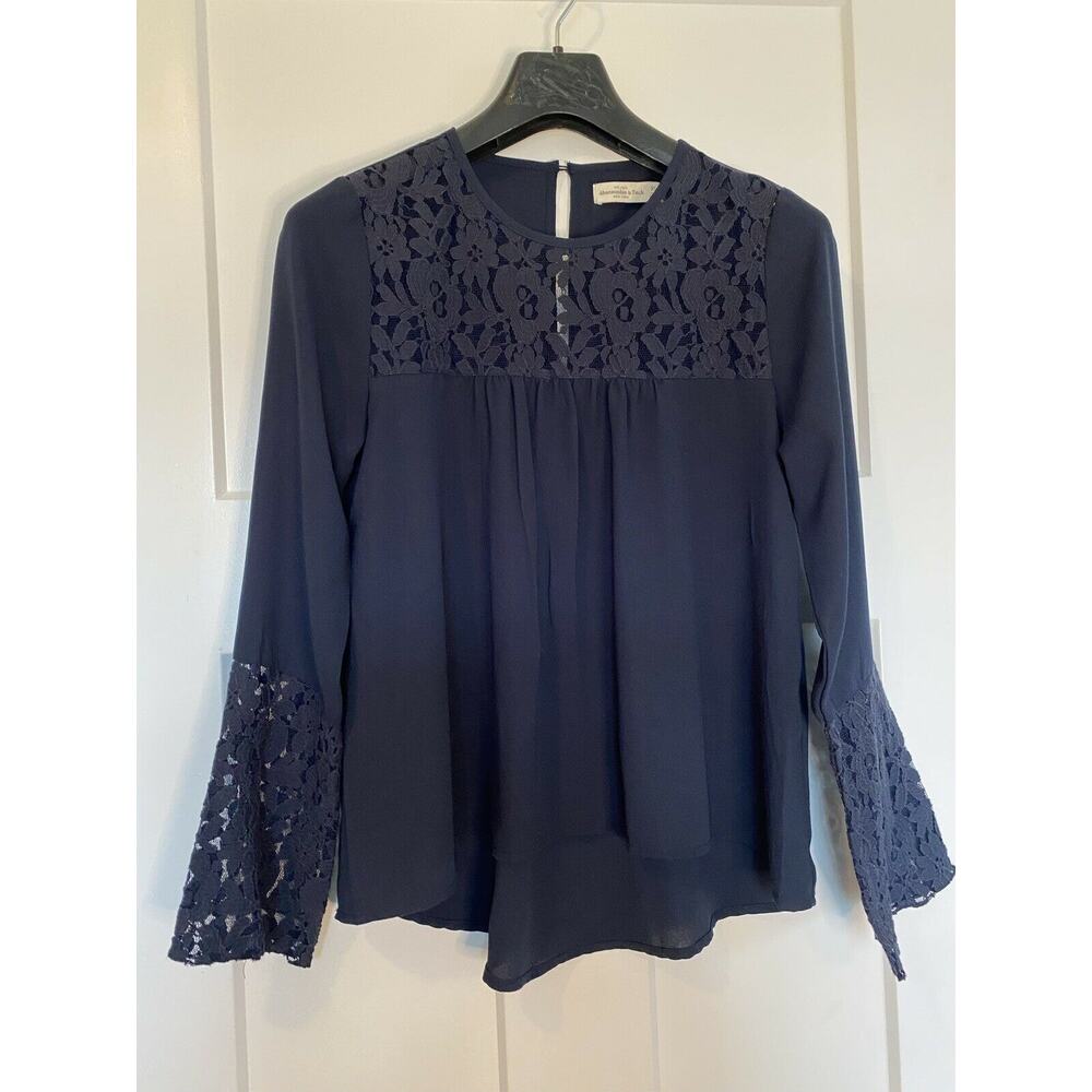 Abercrombie & Fitch Blouse XS Navy Women Long Sleeve Lace detail EUC